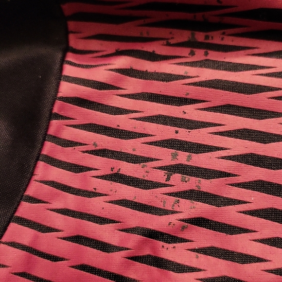 Nike Dri-Fit athletic long sleeve top - Picture 5 of 5